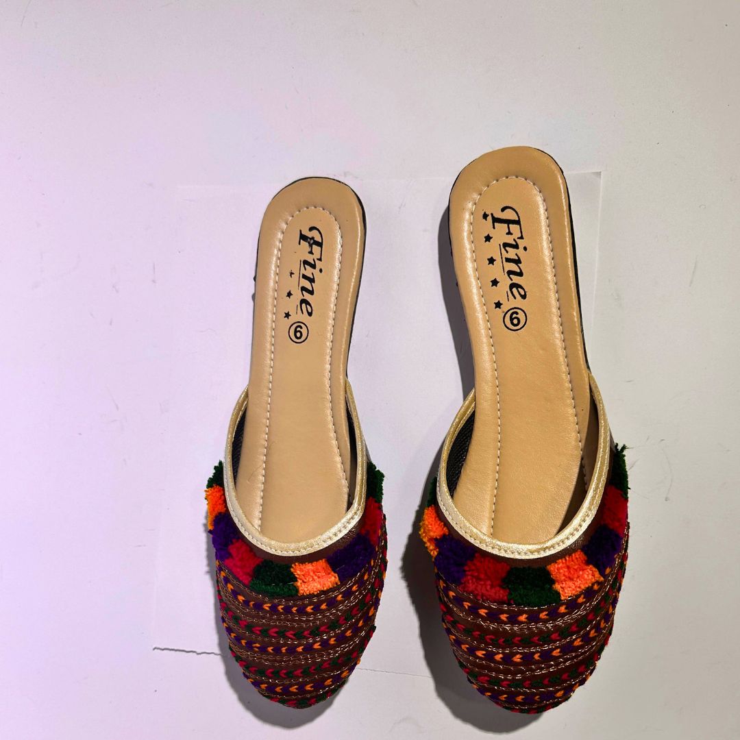 ostaan Balochi Steps – Traditional Comfort Slippers