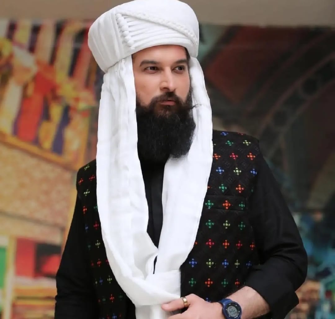 Balochi Traditional Turban – Handcrafted Heritage Elegance white chebuk