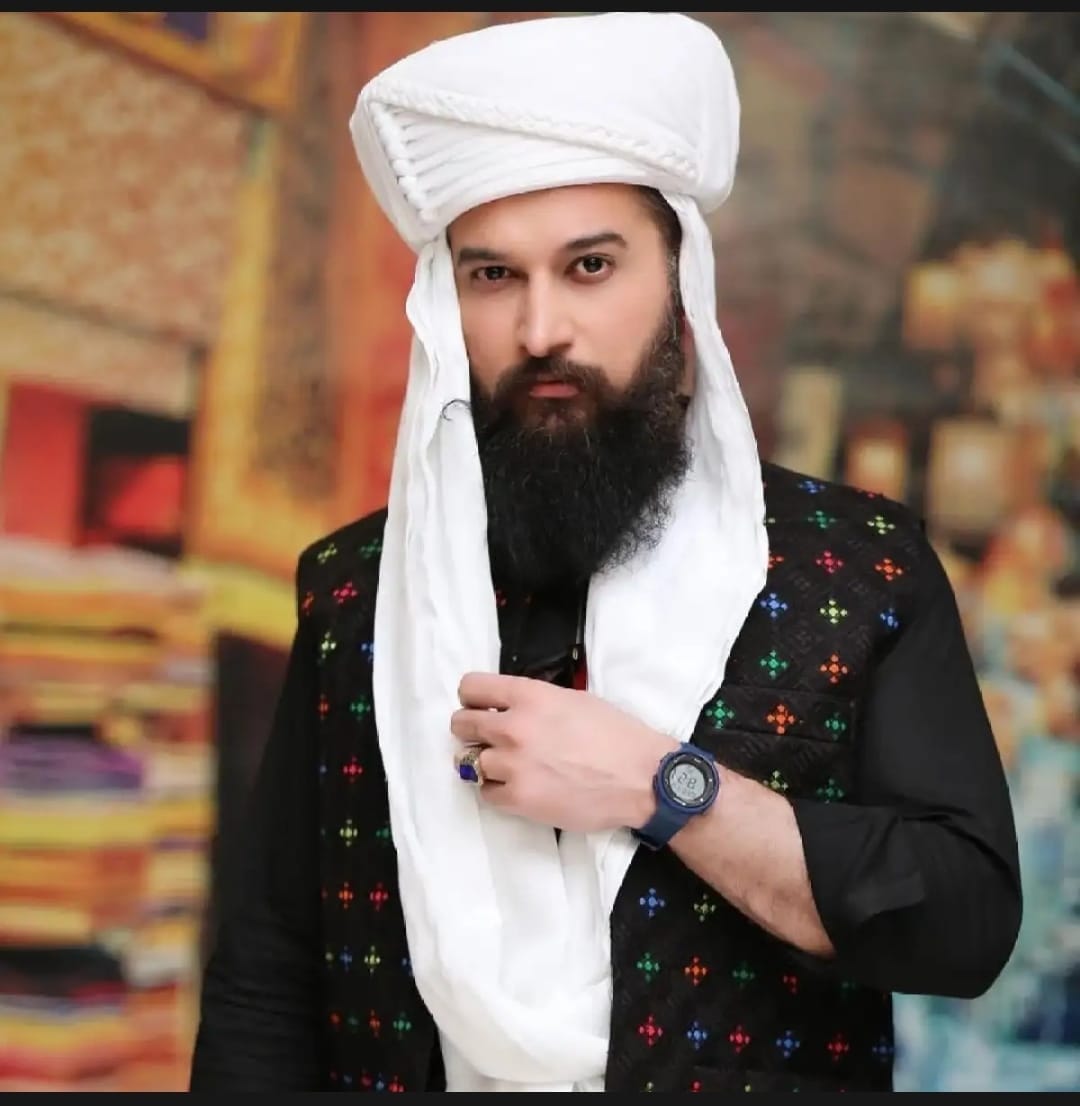 Balochi Traditional Turban – Handcrafted Heritage Elegance white chebuk